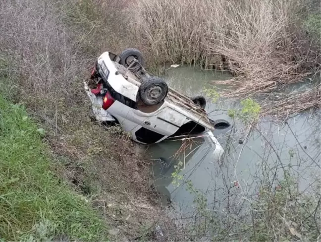 Bursa'da su kanalına düşen otomobilde 5 kişi yaralandı