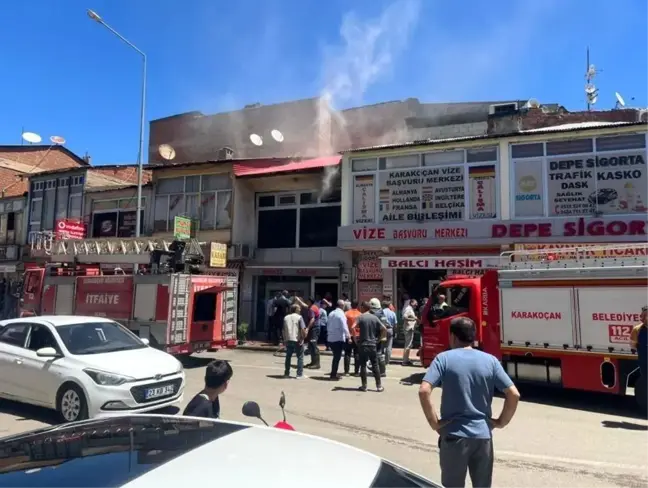 Elazığ'da İş Yerinde Çıkan Yangın Söndürüldü