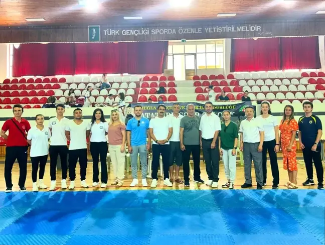 Muğla'nın Köyceğiz ilçesi Taekwondo Minikler İl Şampiyonası'nda başarılı oldu