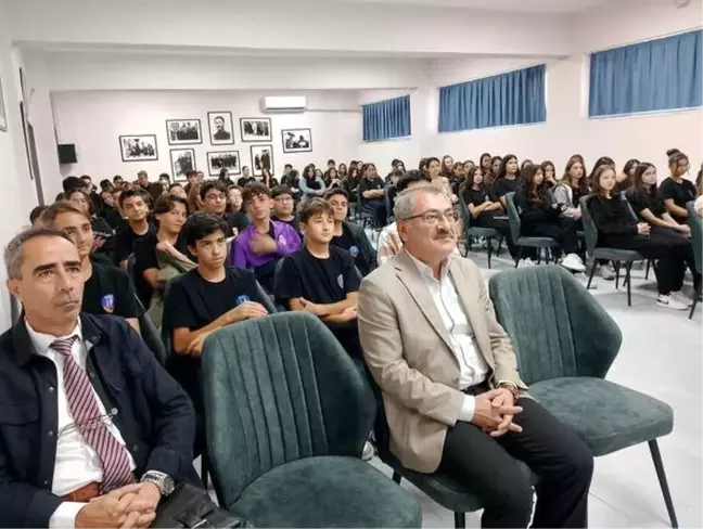 Turgut Reis Anadolu Lisesi'nde Hazreti Peygamber'in Rolü Konulu Program Düzenlendi