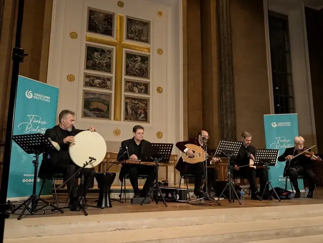 Londra'da Türk Müziği Gecesi: Sadettin Kaynak ve Selahattin Pınar'ın Eserleri İcra Edildi