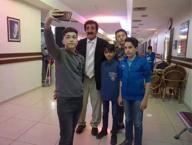 Kastamonulu Müslüm Baba, 'Müslüm' Filmini İzledi