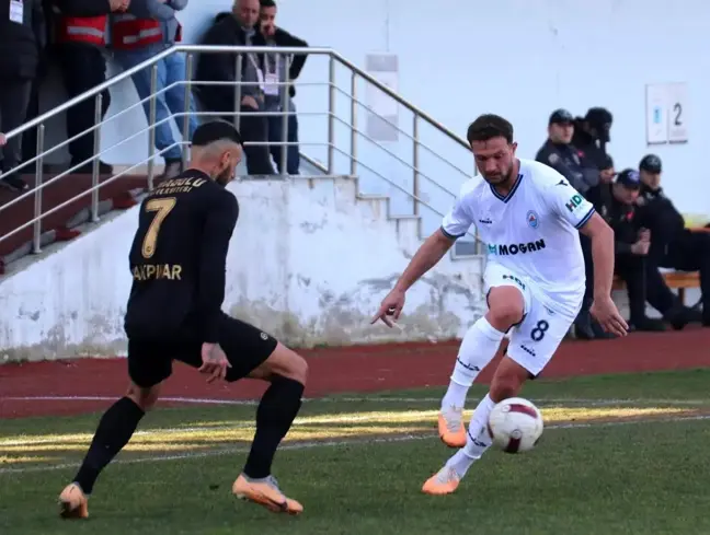 Pazarspor, Anadolu Üniversitesi'ne 3-1 mağlup oldu