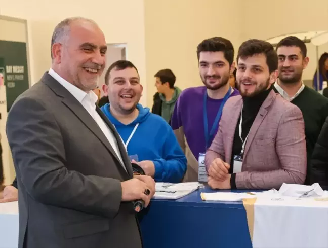 Canik Belediyesi Üniversiteye Başlayan Öğrencilere Burs Desteği Verecek