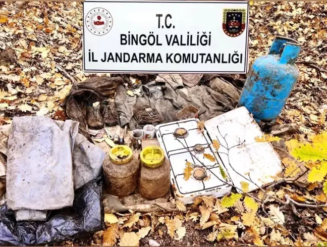 Bingöl'de Jandarma Operasyonu: PKK Sığınakları Ele Geçirildi