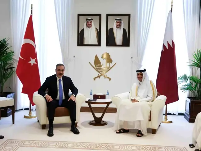 Hakan Fidan, Katar Dışişleri Bakanı ile Görüştü