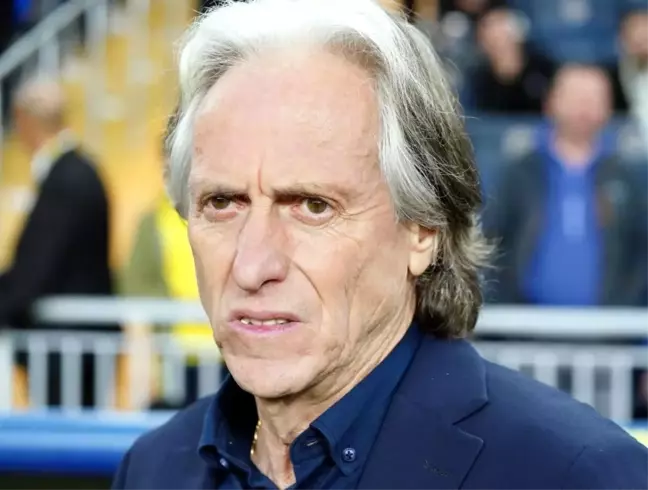 Fenerbahçe, Trabzonspor maçına 2 değişiklikle çıktı
