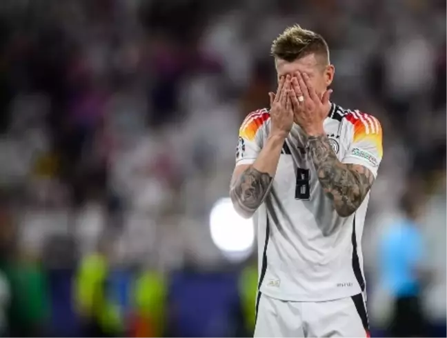 Toni Kroos futbolu bıraktı mı?