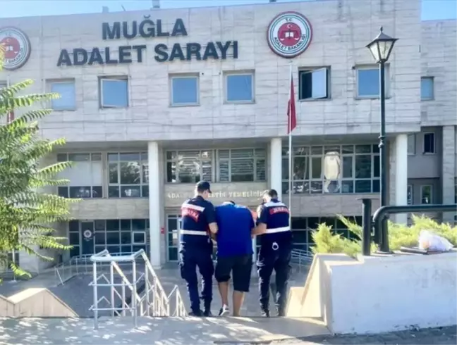 Muğla'da Jandarma Operasyonları: İki Hükümlü Yakalandı