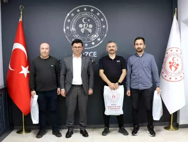 Düzce Gençlik ve Spor İl Müdürlüğü Ayın Personellerini Seçti