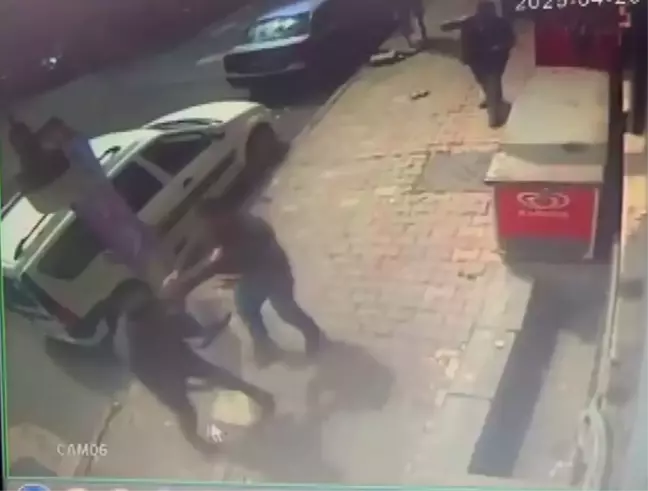 Esenyurt'ta Takside Unuttuğu Eşyasını Geri İsteyen Şüpheli, Yanlışlıkla Bir Kişiyi Vurarak Öldürdü