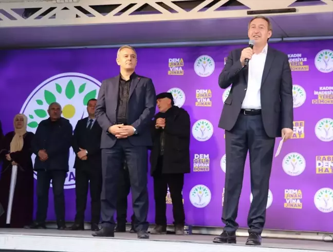 DEM Partisi Iğdır'da miting düzenledi