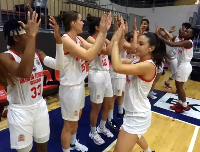 Kepez Belediyesi Spor Kulübü Kadın Basketbol Takımı'nın Şampiyonları İlk Maçta Rakip Oldu