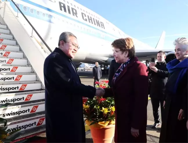 Çin Başbakanı Li Qiang, İsviçre ile İletişimi Sürdürmeye Hazır