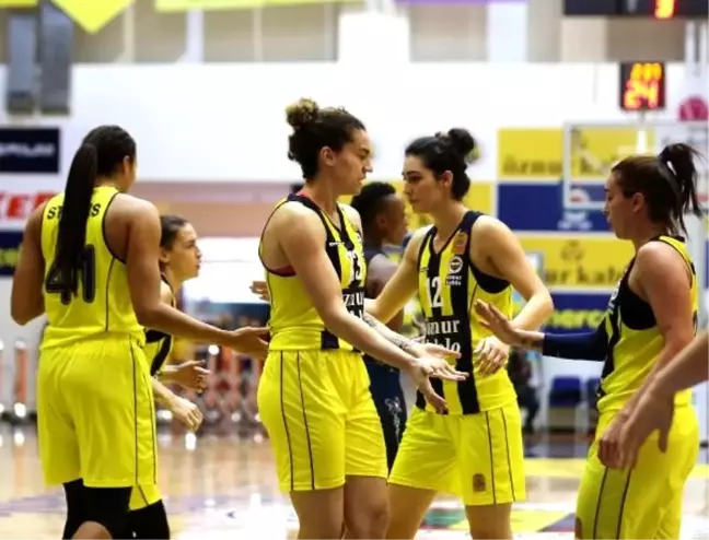 Fenerbahçe Öznur Kablo'dan 79 sayı fark
