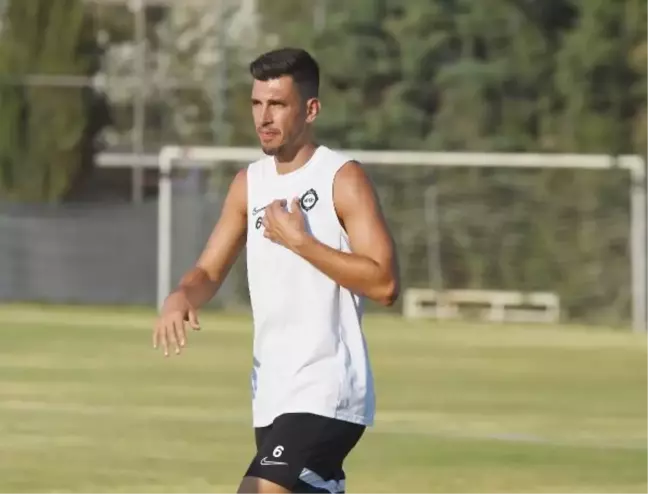 Altay'da Ceyhun sahada, Korcan yok