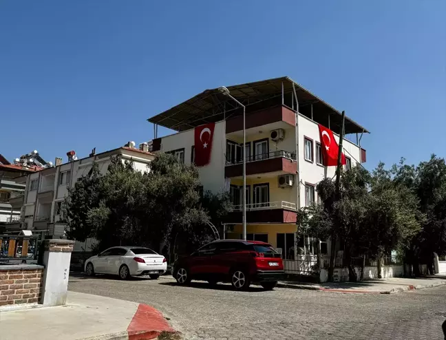 Ayşenur Ezgi Eygi'nin Ölümü Üzerine Didim'de Türk Bayrakları Asıldı