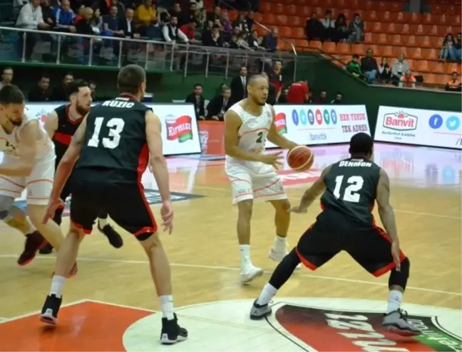 Banvit-Gaziantep Basketbol: 83-77