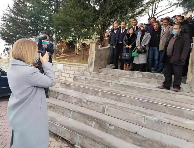 Nevşehir Valisi gazetecilerin fotoğrafını çekti