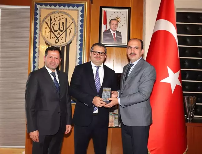 Azerbaycan Büyükelçisi'nden Başkan Altay'a Ziyaret