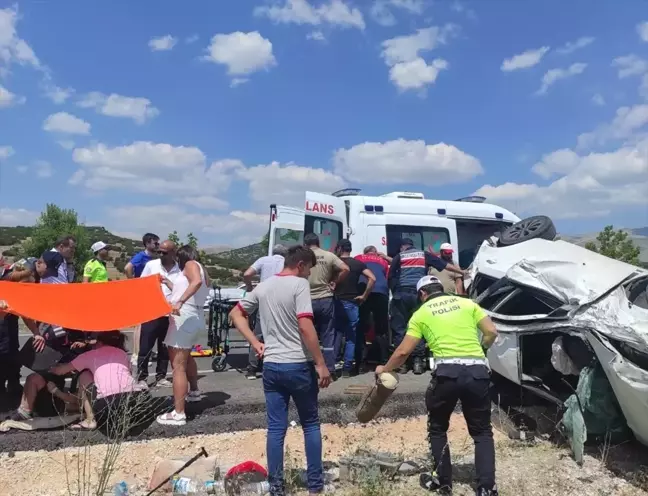 Burdur'da Otomobil Kazası: 1 Kişi Hayatını Kaybetti