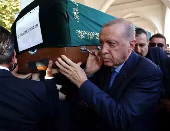 Cumhurbaşkanı Erdoğan, Mehmet Doğan'ın cenaze törenine katıldı