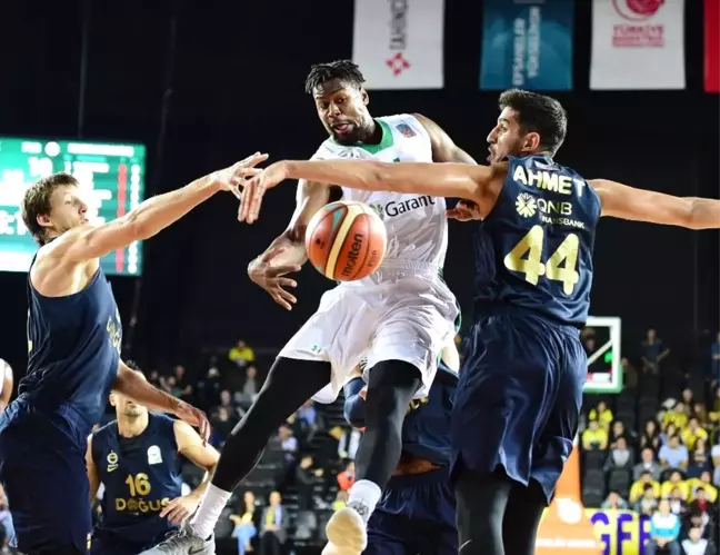 Tahincioğlu Basketbol Süper Ligi: Darüşşafaka: 84 - Fenerbahçe Doğuş: 78