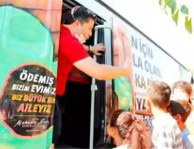 Ödemiş Belediyesi'nden çocuklara bayram hediyesi