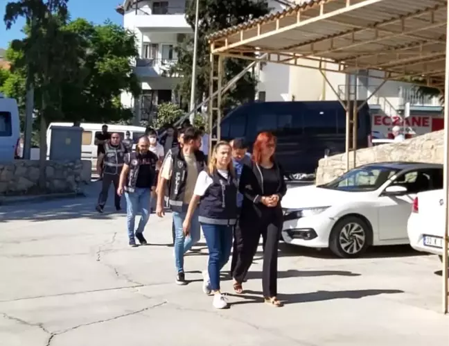 Son dakika haberi | 6 ilde dolandırıcılık operasyonunda gözaltına alınan şüpheliler adliyeye sevk edildi