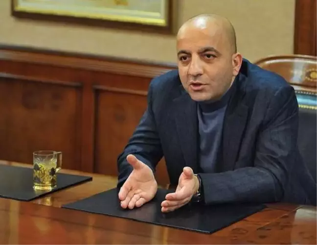 Mansimov'a kardeşinden nitelikli dolandırıcılık suçlaması