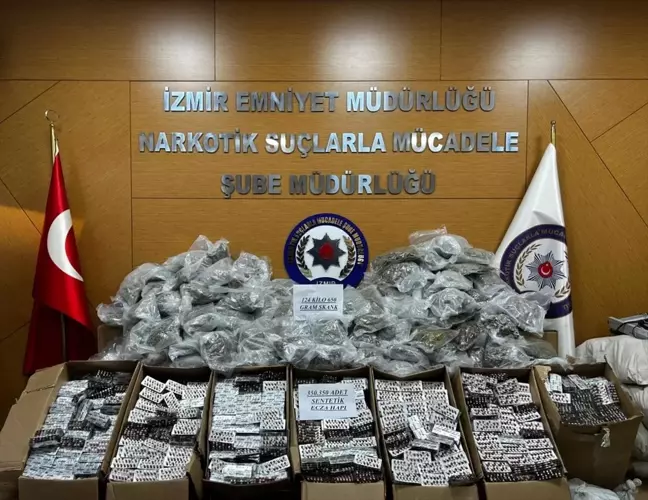 İzmir'de 124 Kilogram Esrar ve 350 Bin Sentetik Ecza Ele Geçirildi