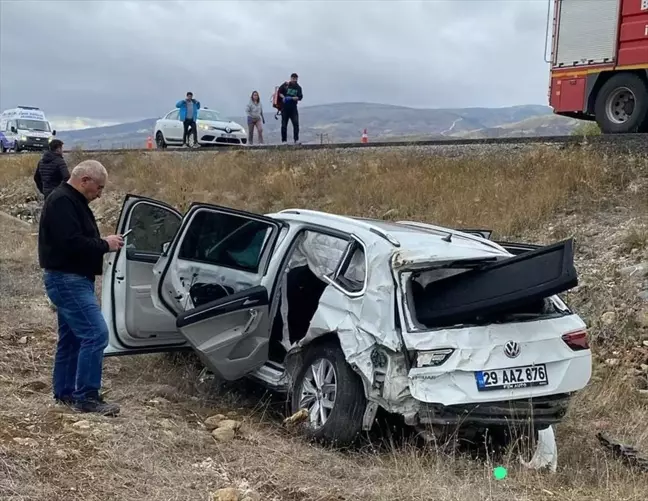 Refahiye'de Kaza: Otomobil Şarampole Devrildi, Sürücü Hayatını Kaybetti