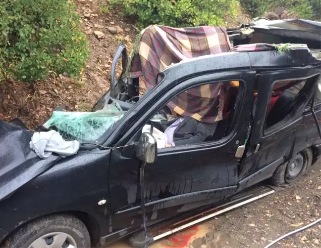 Artvin'de Feci Kaza: 3 Ölü, 1 Yaralı