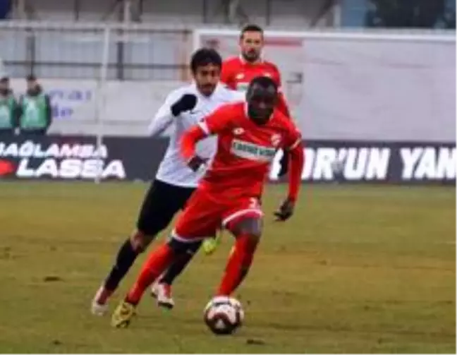 TFF 1. Lig: Boluspor: 1 - Ümraniyespor: 1
