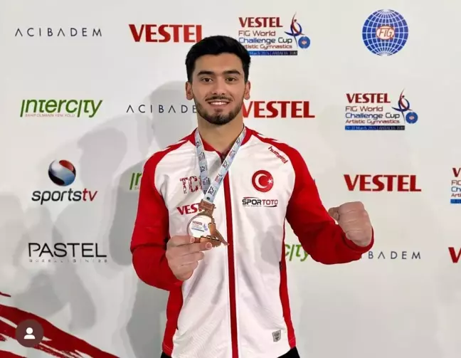 Göztepe Cimnastik'in Yeni Transferi Mert Efe Kılıçer 3 Madalya Kazandı