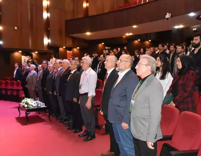 Trabzon'da düzenlenen uluslararası malzeme ve mühendislik konferansı başladı