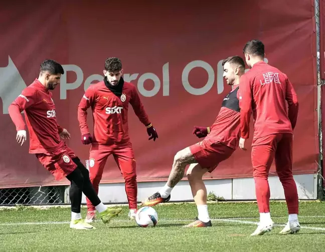 Galatasaray, Fenerbahçe Derbisi İçin Hazırlıklarını Tamamladı