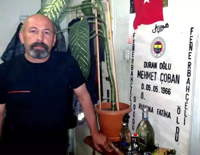 Fenerbahçe Aşkını Mezar Taşına ve Kefenine Işledi
