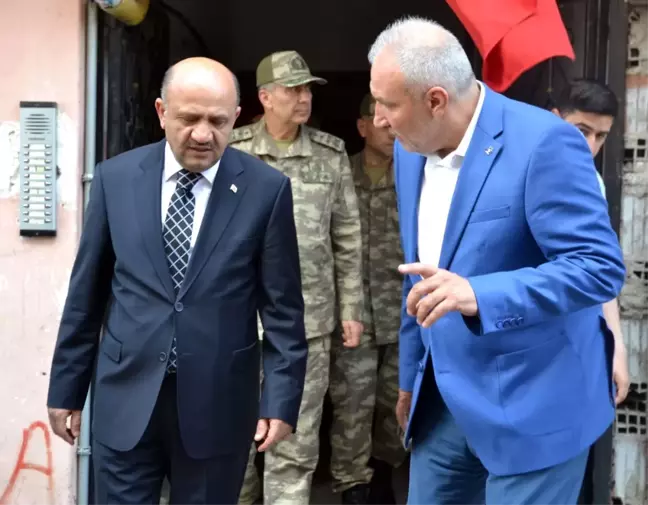 Bakan Işık'tan Şehit Songül Yakut'un Ailesine Taziye Ziyareti