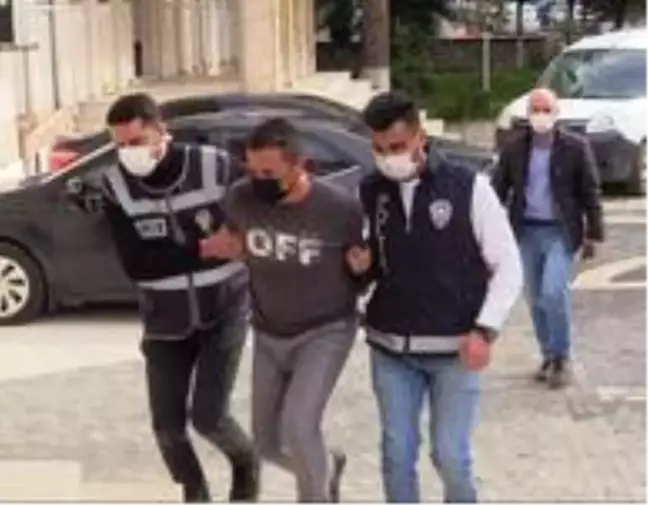 Konya'da avukatı bıçaklayan zanlı adliyeye sevk edildi