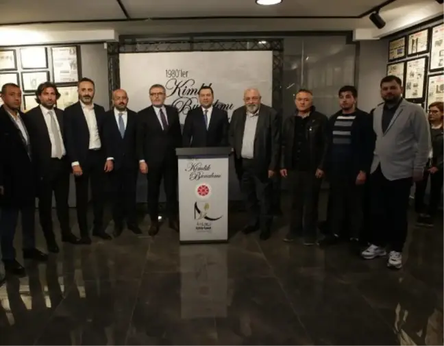 '1980'ler Kimlik Bunalımı' sergisi Ankara'da açıldı