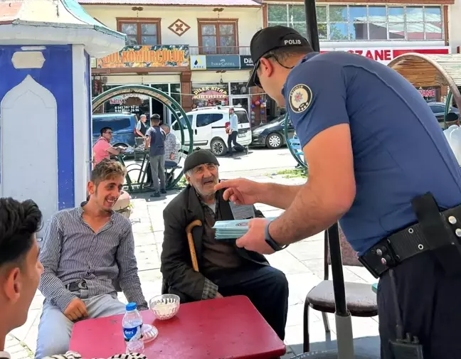 Erzurum'da Polis Kadına Şiddet Konusunda Bilgilendirme Yaptı