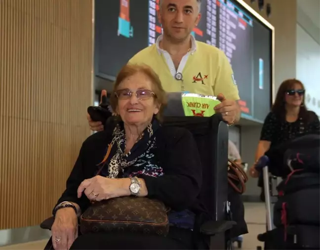 69 yıllık hayalini gerçekleştiren Raşel Kazes, Türkiye'den ayrıldı
