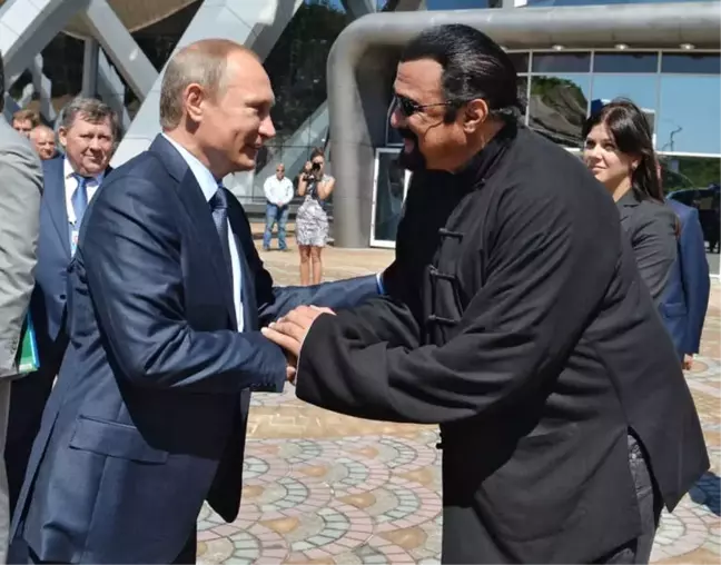 Steven Seagal, Rusça Öğrenmek İçin Öğretmen Arıyor