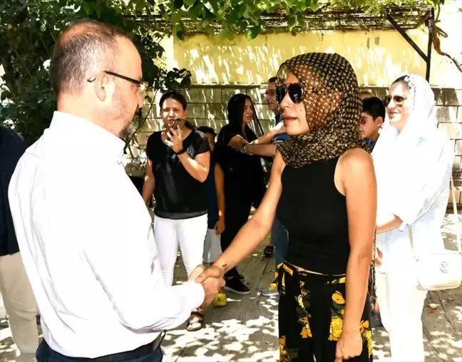 İçişleri Bakan Yardımcısı Bülent Turan, AK Parti Kadın Kolları Kurucu Üyesi Nurten Köpüklü'nün cenazesine katıldı