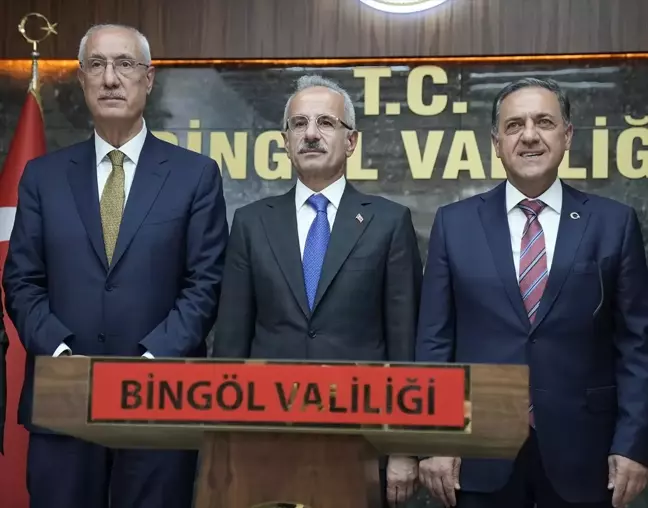 Bakan Uraloğlu Bingöl'de Temaslarda Bulundu