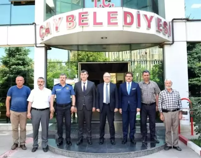 Ak parti'li başkanın makam şoförü, bıçaklı saldırıda yaralandı (2)