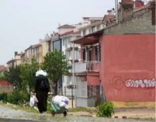 Eskişehir'de yağmur hayatı felç etti