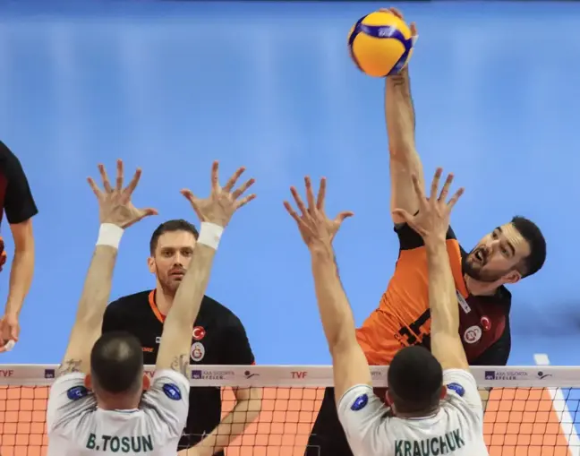 Voleybol: AXA Sigorta Efeler Ligi play-off 5-8'incilik etabı