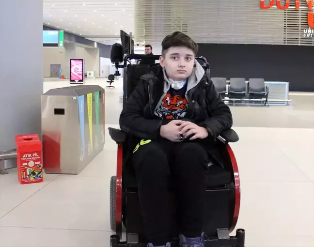 305 kez ameliyat olan Kayra Talha, koronavirüs nedeniyle ABD'den Türkiye'ye döndü